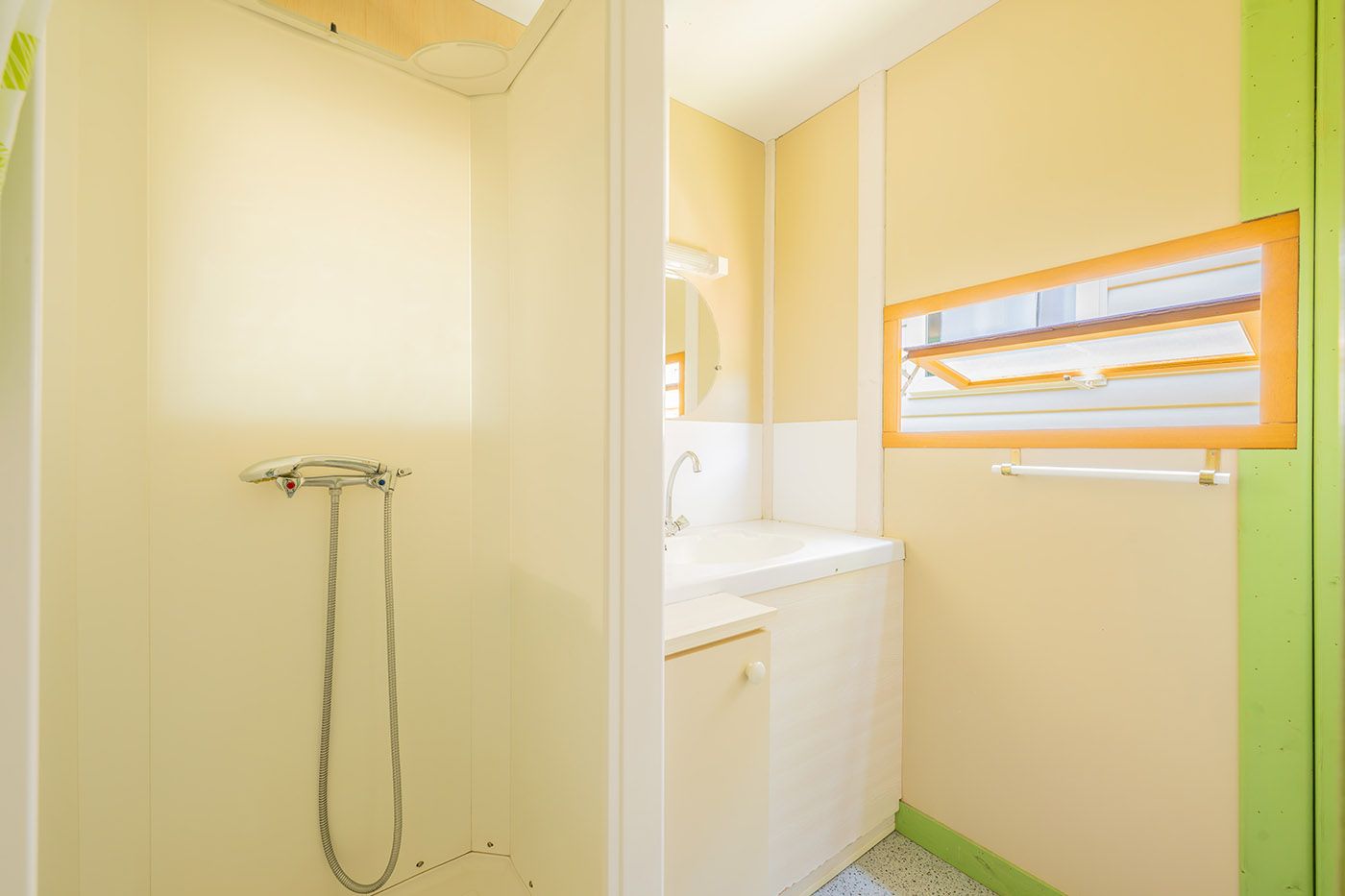 Chalet Cottage 3 chambres – 6 personnes Chalet Cottage 3 chambres - 6 personnes